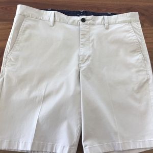 Dan Hechter Shorts. Light khaki color. Size 38